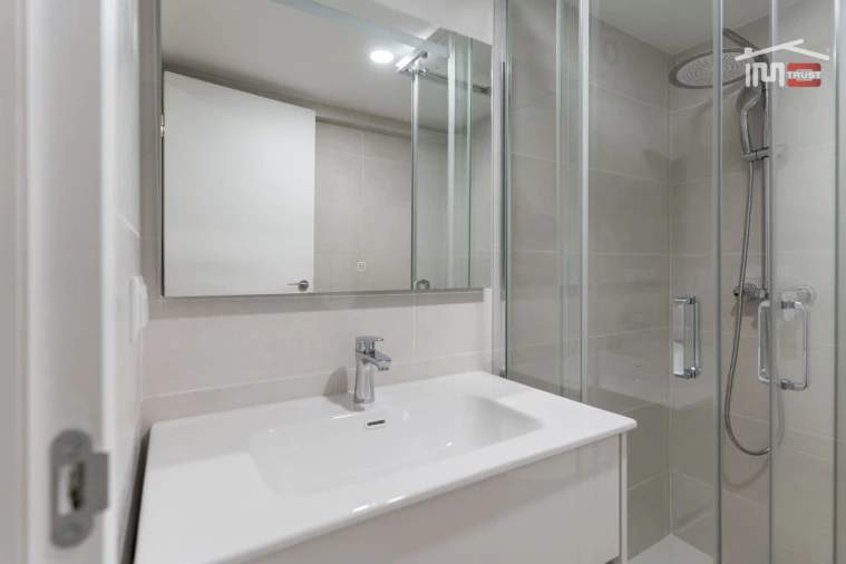 Apartamento T2 para Venda em Leiria, Pousos, Barreira e Cortes Foto 16
