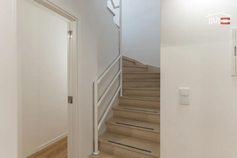 Apartamento T2 para Venda em Leiria, Pousos, Barreira e Cortes Foto 4