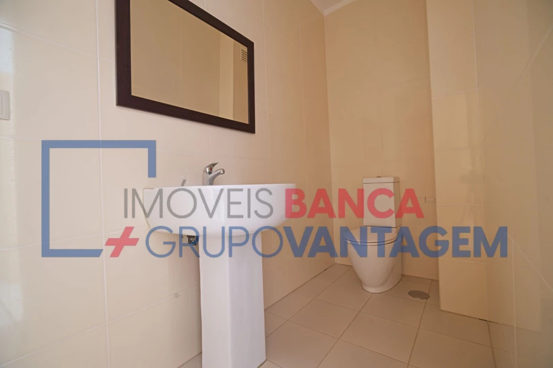 Apartamento T4 para Venda em Pinhal Novo Foto 11