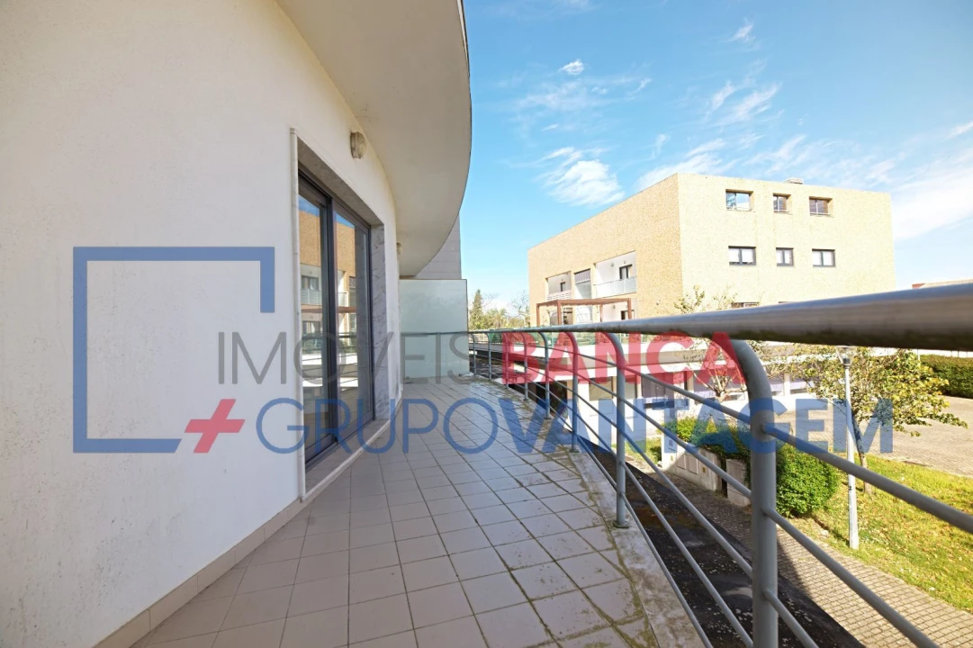 Apartamento T4 para Venda em Pinhal Novo Foto 23