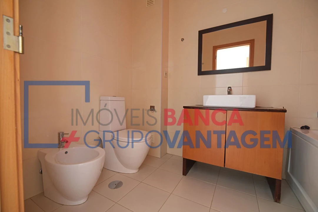 Apartamento T4 para Venda em Pinhal Novo Foto 25