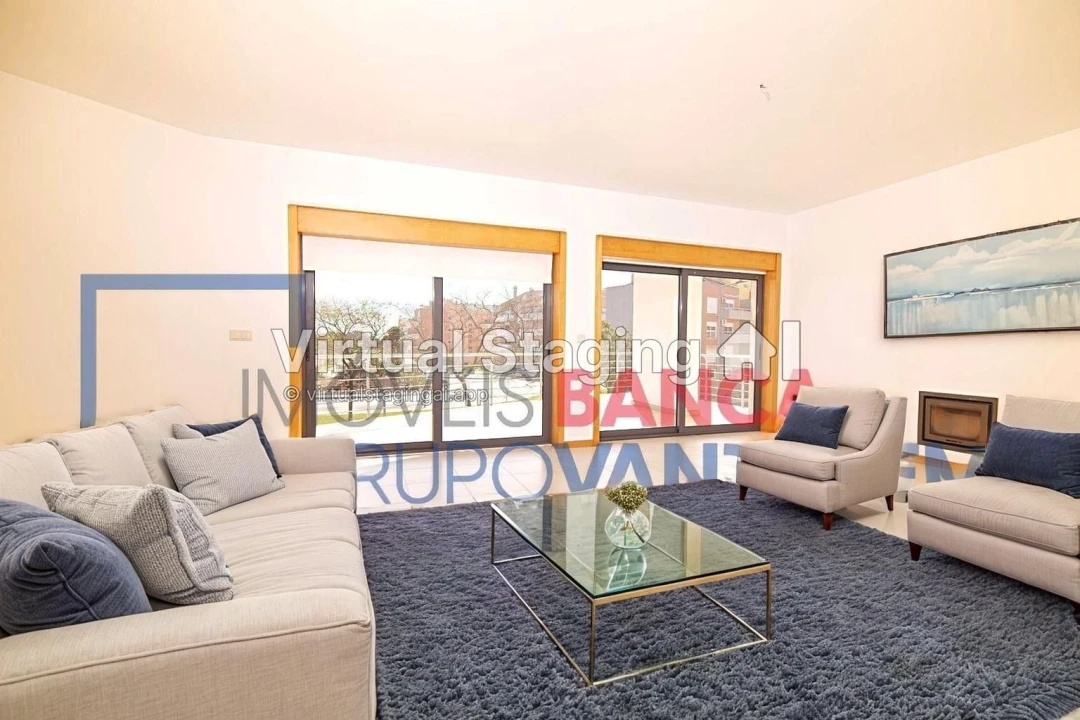 Apartamento T4 para Venda em Pinhal Novo Foto 1
