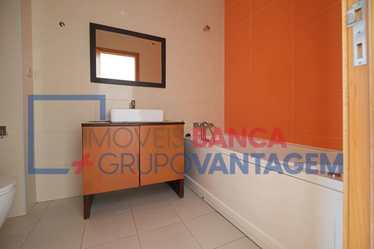Apartamento T4 para Venda em Pinhal Novo Foto 26