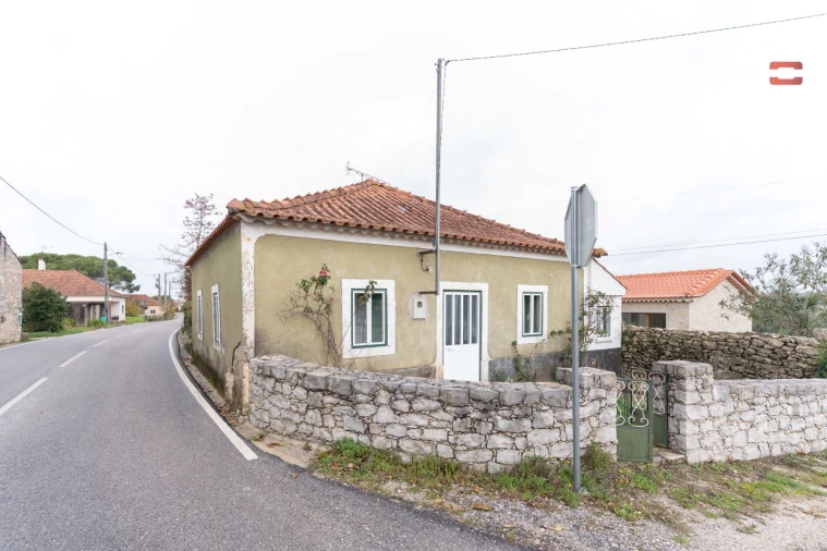 Moradia T2 para Venda em Atouguia Foto 23