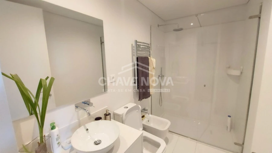 Apartamento T1 para Arrendamento em São Mamede de Infesta e Senhora da Hora Foto 8