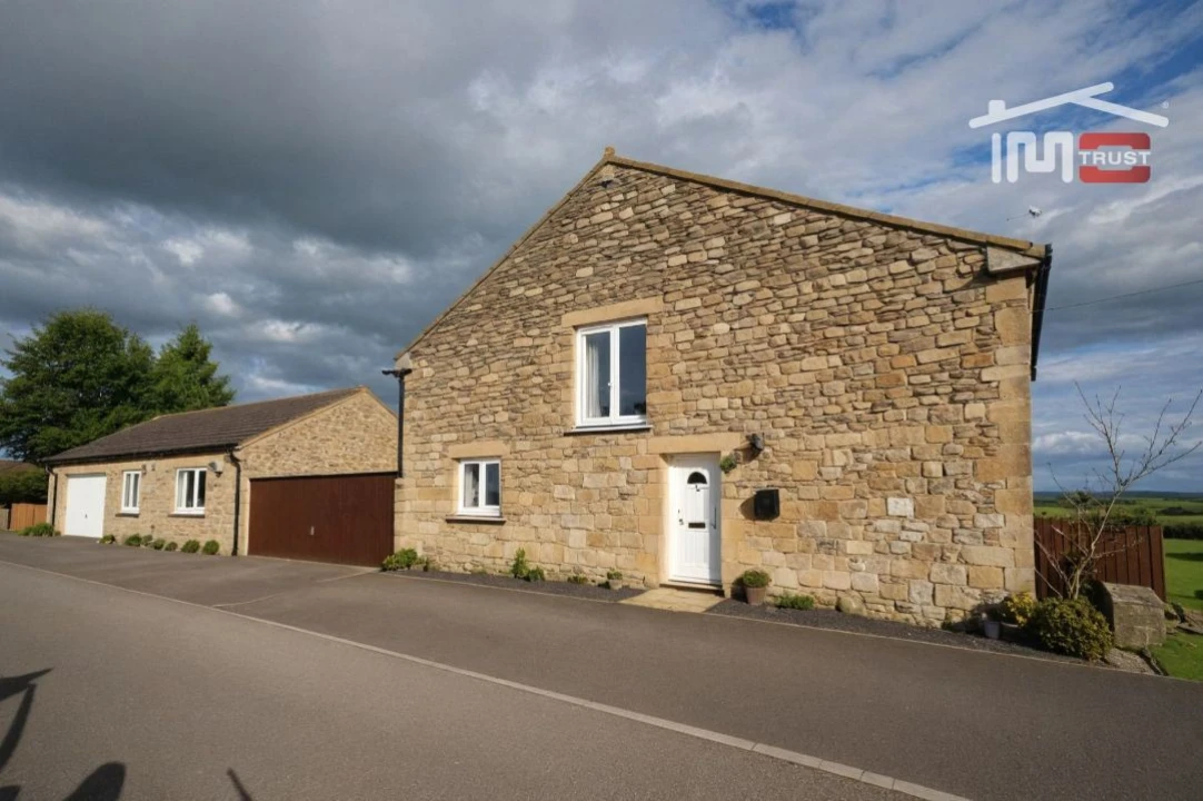 Moradia T0 para Venda em Atouguia Foto 1