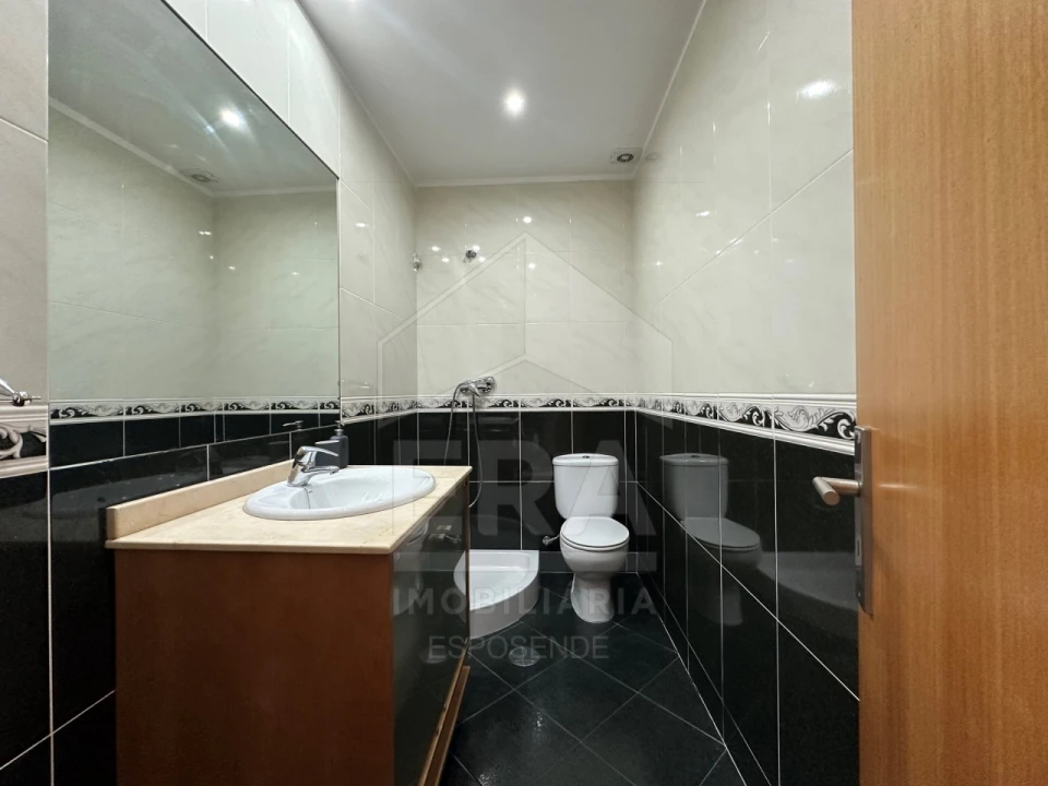 Apartamento T2 para Venda em Vila do Conde Foto 9