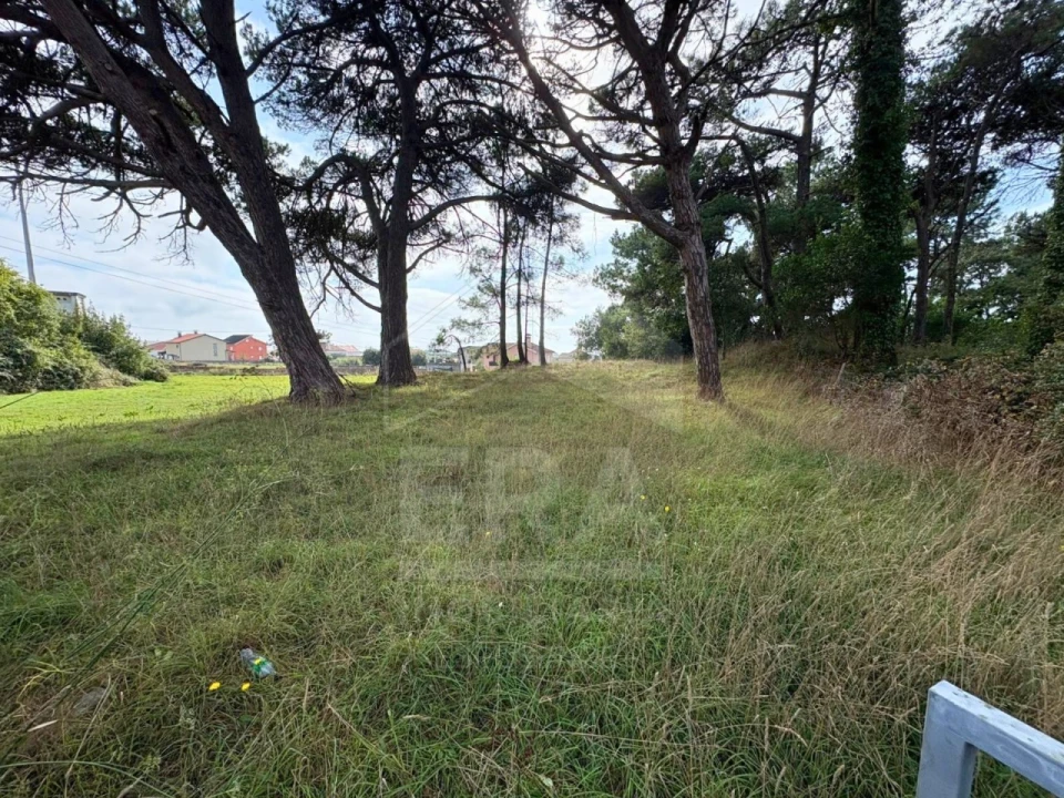 Terreno para Venda em Castelo do Neiva Foto 3