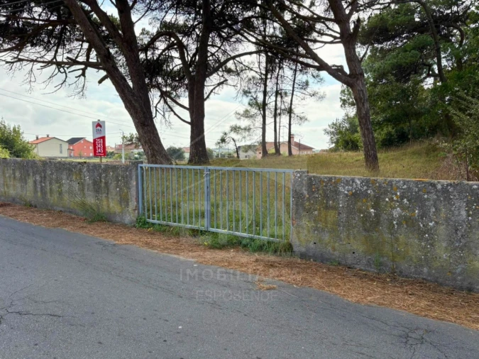 Terreno para Venda em Castelo do Neiva Foto 1