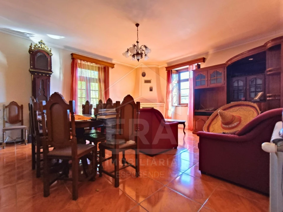 Moradia T3 para Venda em Mazarefes e Vila Fria Foto 8