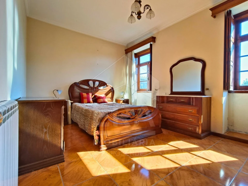 Moradia T3 para Venda em Mazarefes e Vila Fria Foto 13