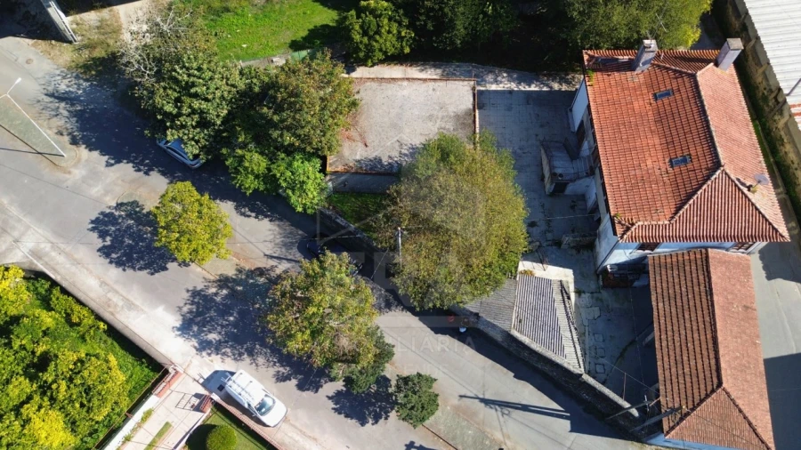 Moradia T3 para Venda em Mazarefes e Vila Fria Foto 3