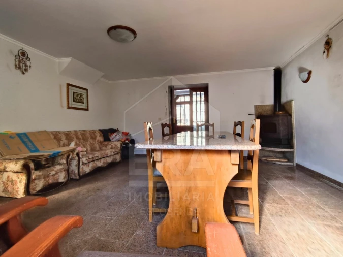 Moradia T3 para Venda em Mazarefes e Vila Fria Foto 26