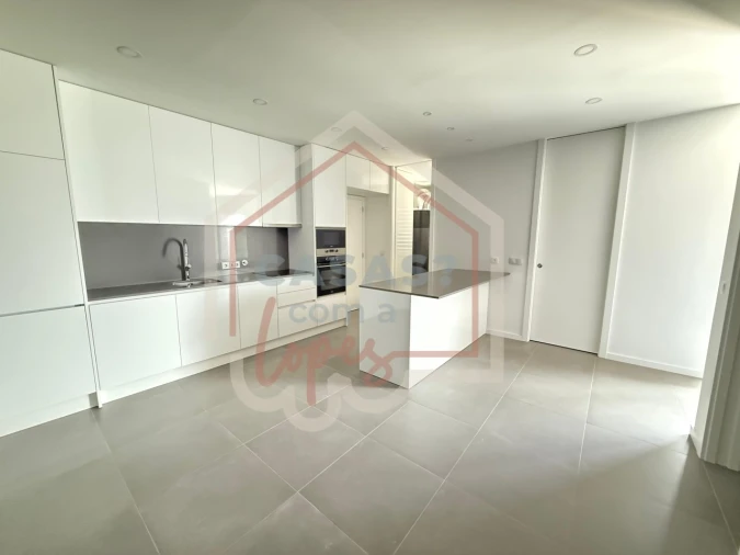 Moradia T3 para Venda em Gafanha da Encarnação Foto 1