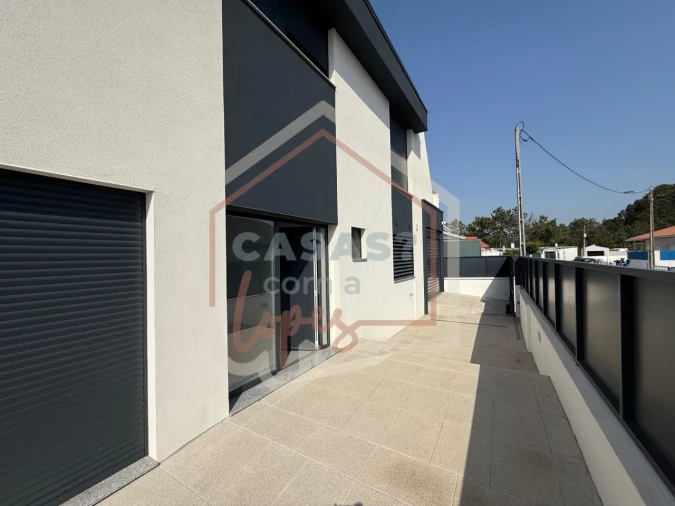 Moradia T3 para Venda em Gafanha da Encarnação Foto 16