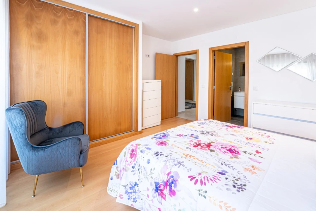 Apartamento T3 para Venda em Nazare Foto 11