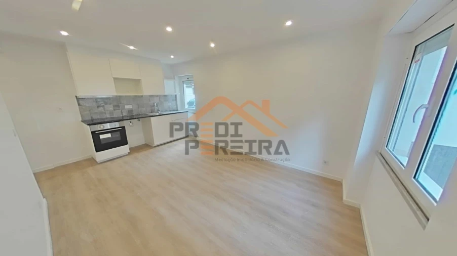 Apartamento T1 para Venda em Porto Salvo