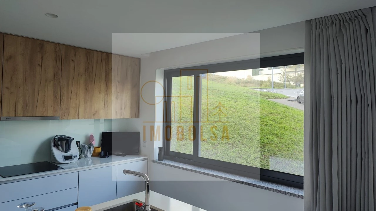 Apartamento T3 para Venda em Vila Nova de Famalicão e Calendário Foto 9