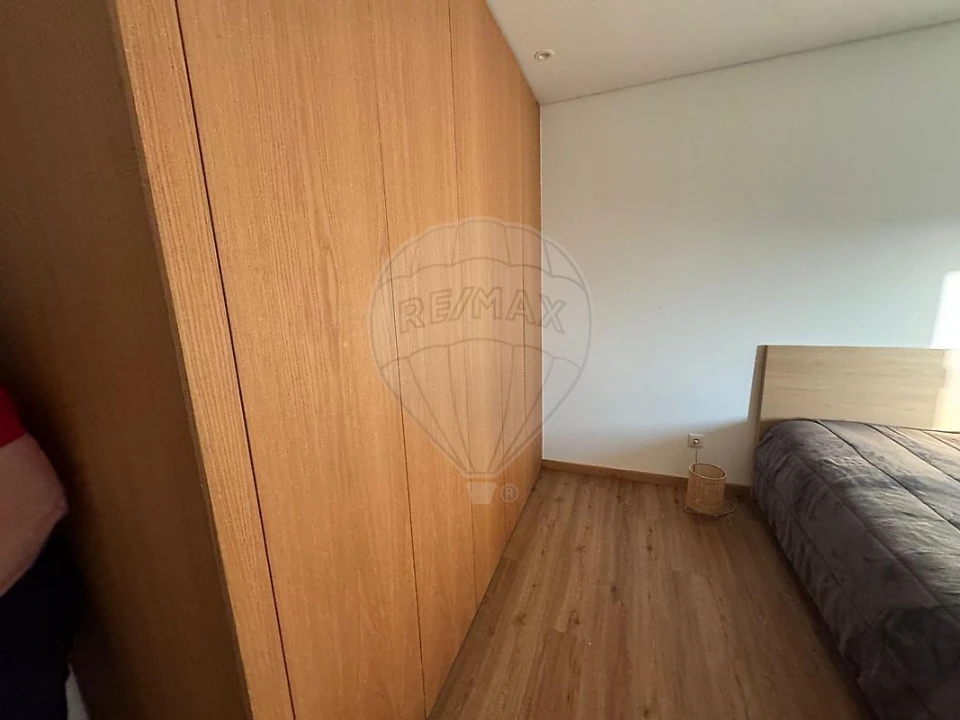 Moradia T4 para Arrendamento em Fânzeres e São Pedro da Cova Foto 17