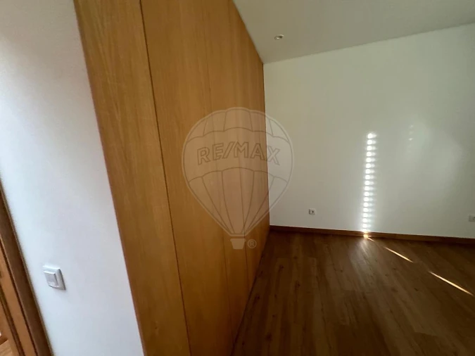 Moradia T4 para Arrendamento em Fânzeres e São Pedro da Cova Foto 23