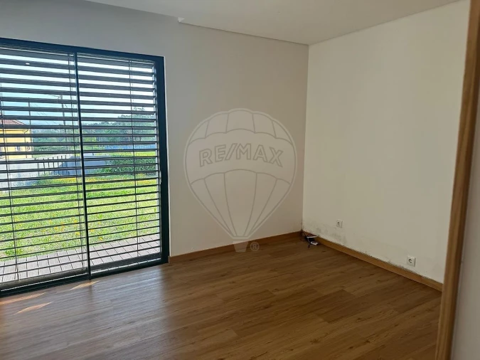 Moradia T4 para Arrendamento em Fânzeres e São Pedro da Cova Foto 28