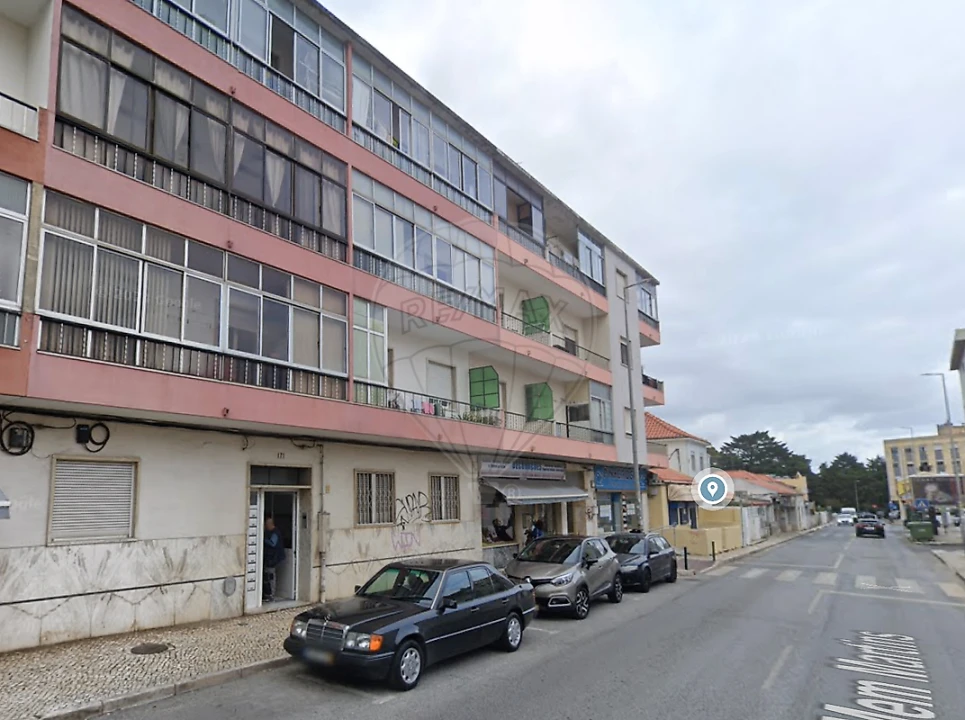 Apartamento T2 para Venda em Santa Maria e São Miguel, São Martinho, São Pedro Penaferrim Foto 3