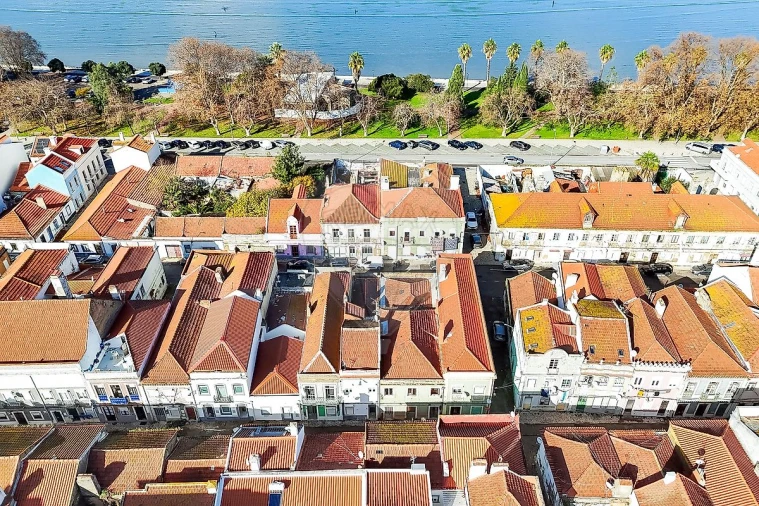 Prédio para Venda em Barreiro e Lavradio Foto 17