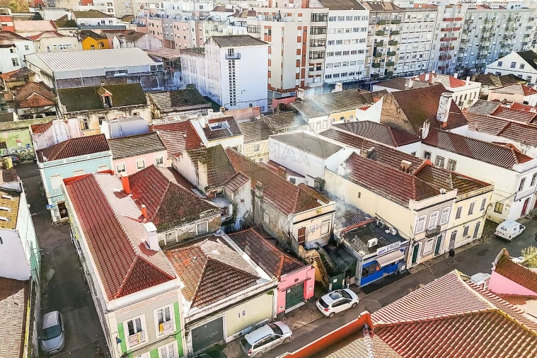 Prédio para Venda em Barreiro e Lavradio Foto 19