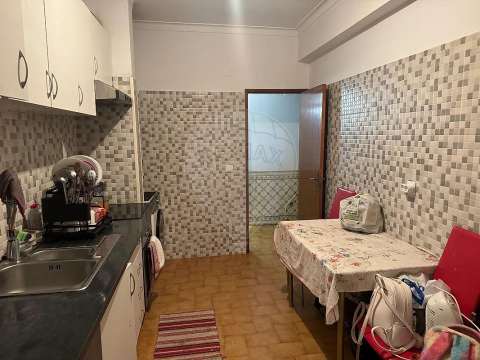 Apartamento T2 para Venda em Baixa da Banheira e Vale da Amoreira Foto 3