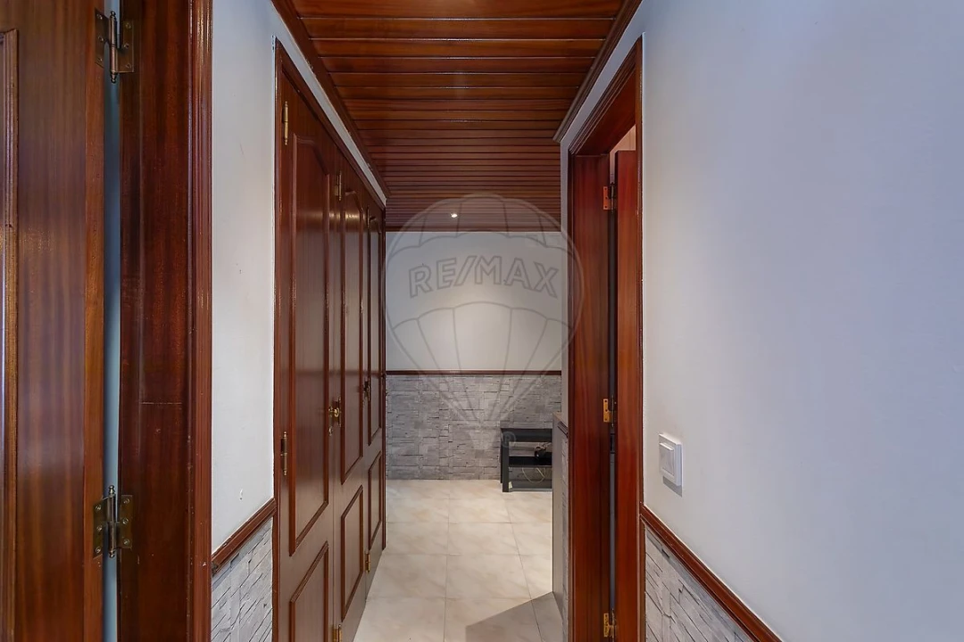 Apartamento T3 para Venda em Alverca do Ribatejo e Sobralinho Foto 10