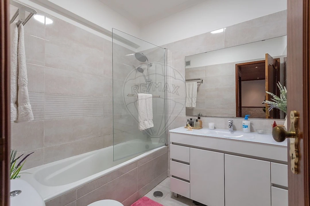 Apartamento T3 para Venda em Alverca do Ribatejo e Sobralinho Foto 3