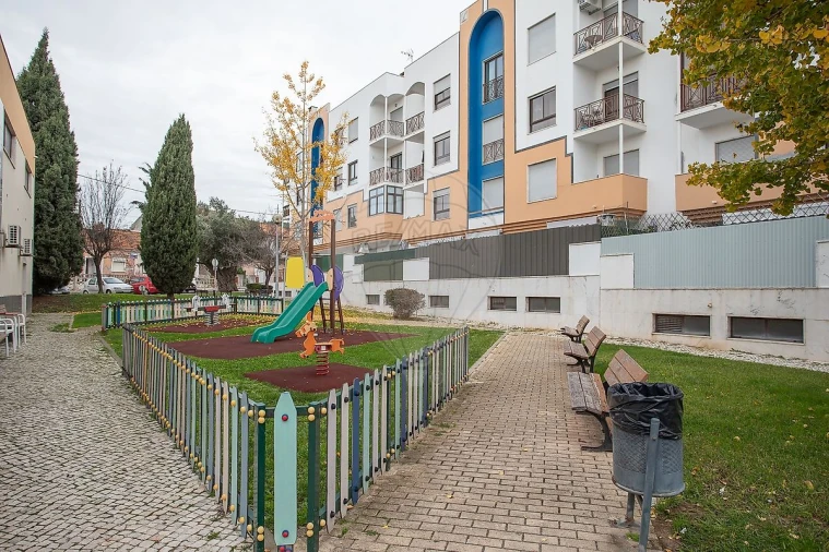 Apartamento T3 para Venda em Alverca do Ribatejo e Sobralinho Foto 24