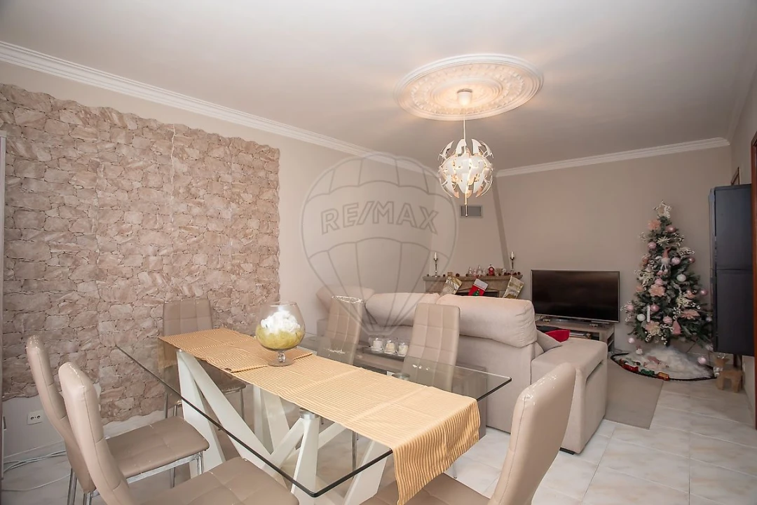 Apartamento T3 para Venda em Alverca do Ribatejo e Sobralinho Foto 18