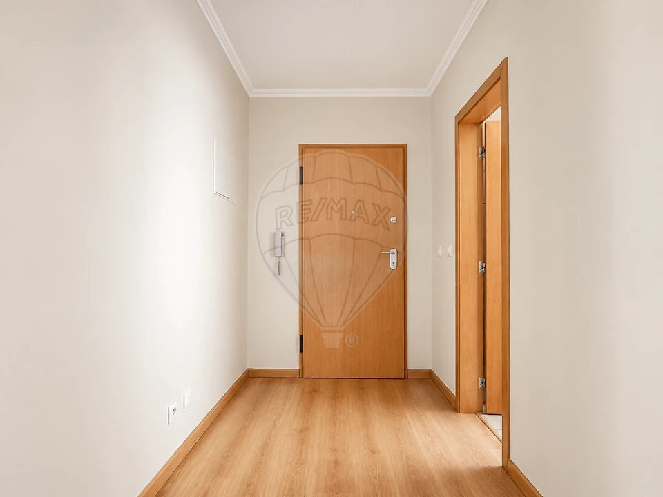 Apartamento T2 para Venda em Vila Franca de Xira Foto 7