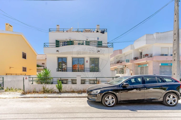 Loja para Arrendamento em Charneca de Caparica e Sobreda Foto 42