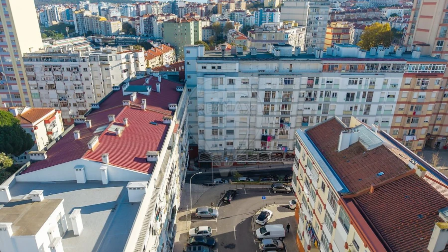 Apartamento T1 para Venda em Venteira Foto 26