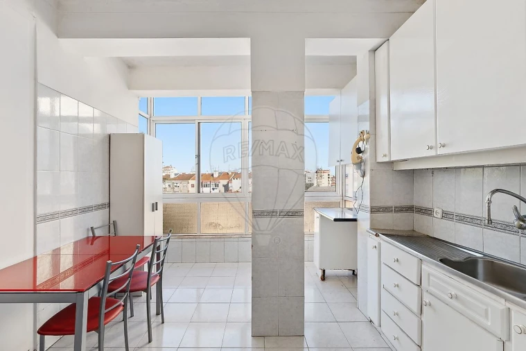 Apartamento T1 para Venda em Venteira Foto 14