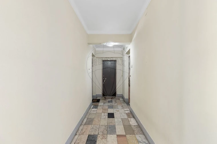 Apartamento T1 para Venda em Venteira Foto 20