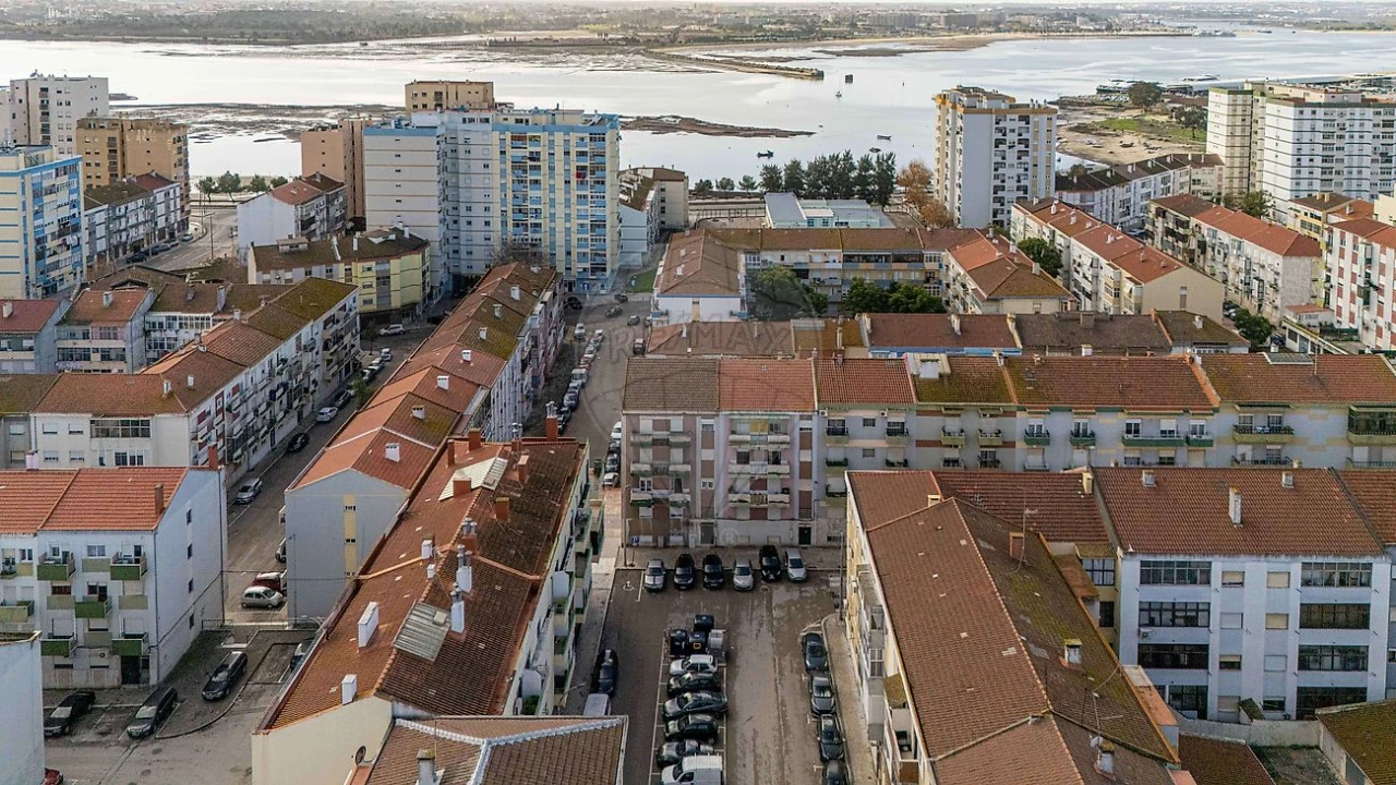 Apartamento T3 para Venda em Alto do Seixalinho, Santo André e Verderena Foto 26