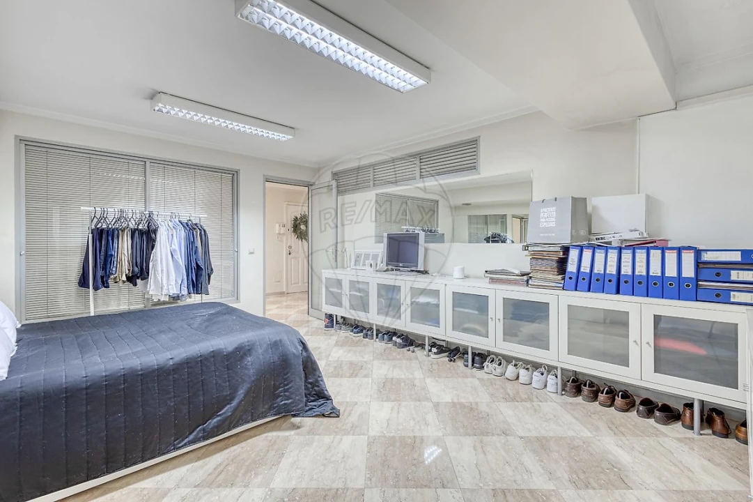 Negócio para Venda em Mafamude e Vilar do Paraíso Foto 14