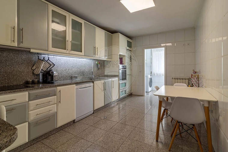Apartamento T3 para Venda em Aguas Santas Foto 7