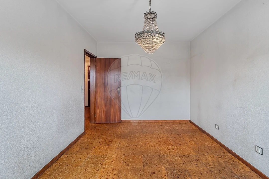 Apartamento T1 para Venda em São Mamede de Infesta e Senhora da Hora Foto 8