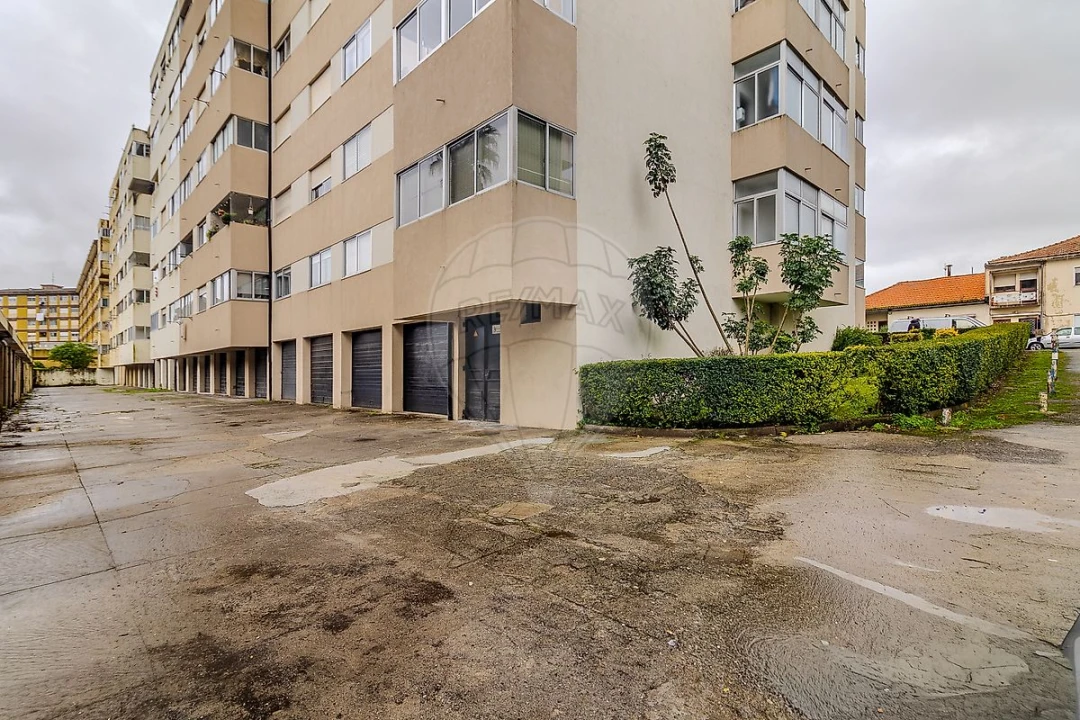 Apartamento T1 para Venda em São Mamede de Infesta e Senhora da Hora Foto 17