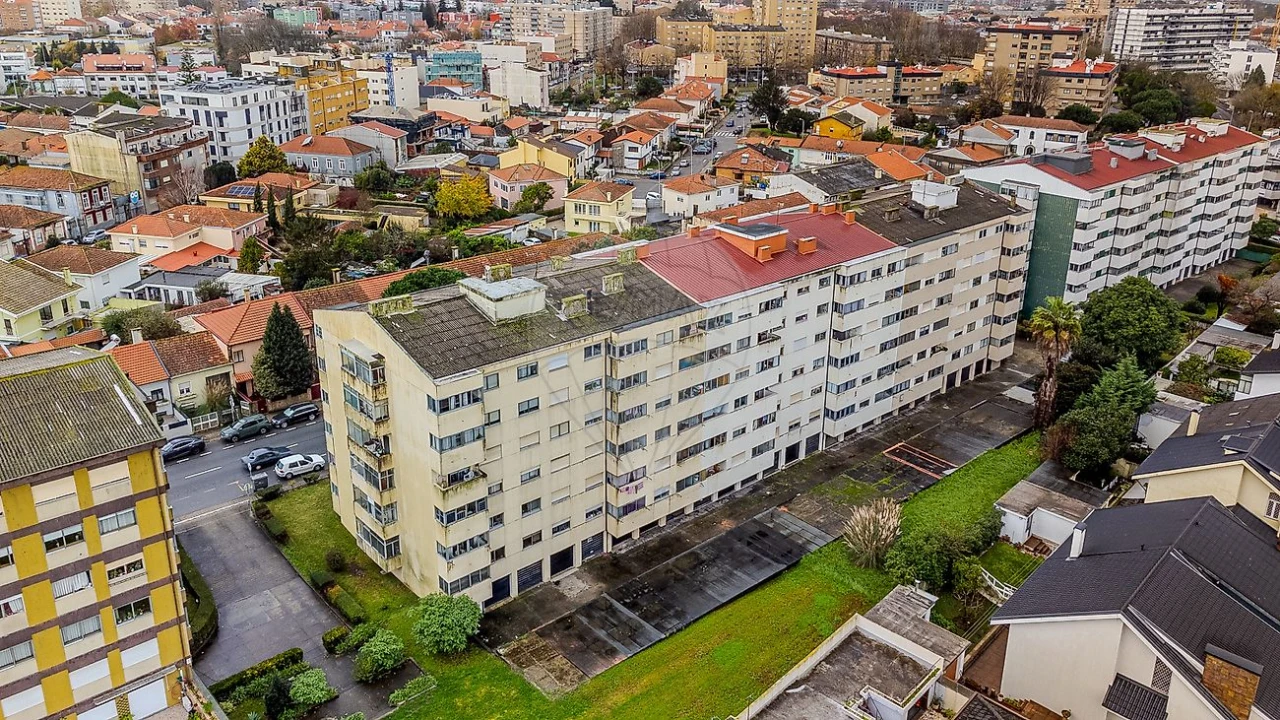 Apartamento T1 para Venda em São Mamede de Infesta e Senhora da Hora Foto 24