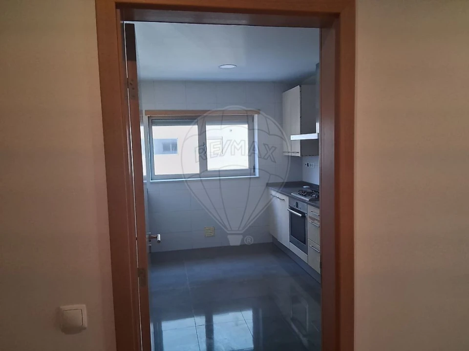 Apartamento T2 para Venda em Canidelo Foto 3