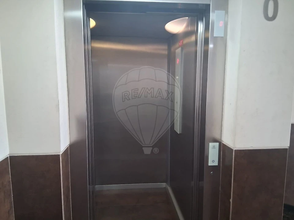 Apartamento T2 para Venda em Canidelo Foto 2