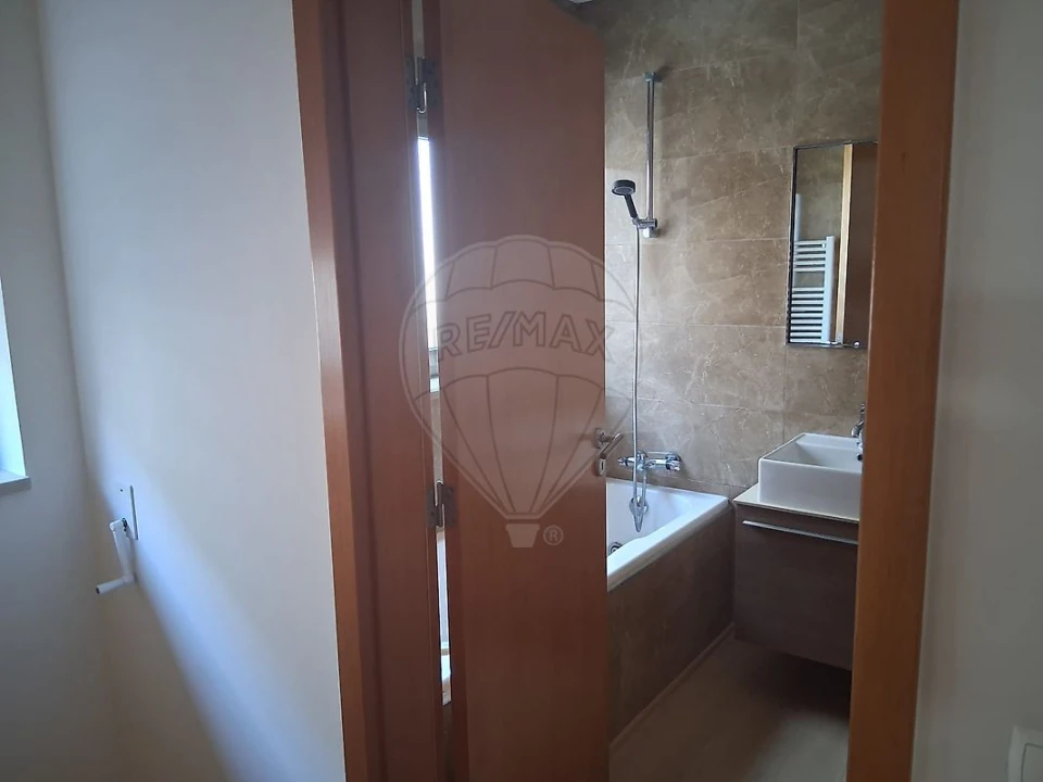 Apartamento T2 para Venda em Canidelo Foto 30