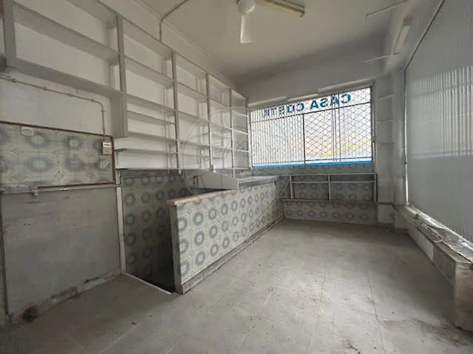 Loja para Arrendamento em Algés, Linda-A-Velha e Cruz Quebrada-Dafundo Foto 4