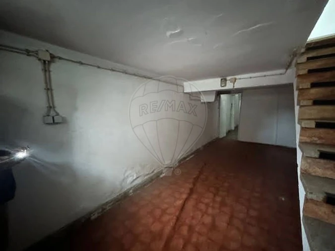 Loja para Arrendamento em Algés, Linda-A-Velha e Cruz Quebrada-Dafundo Foto 11