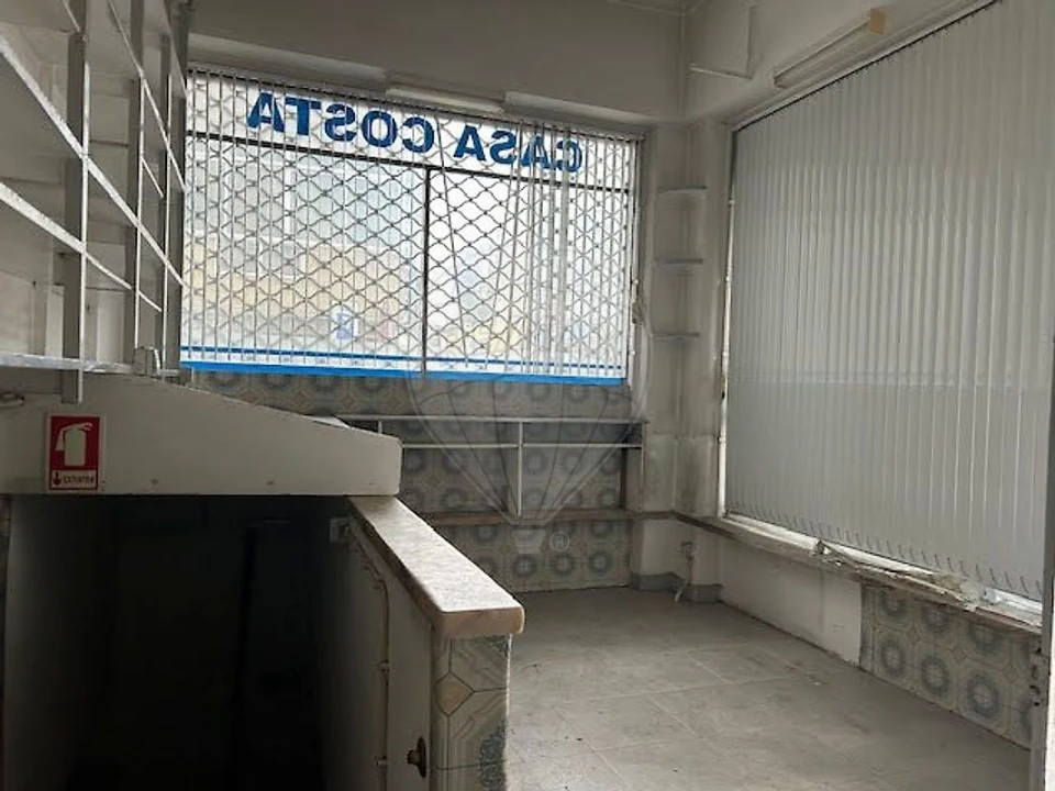 Loja para Arrendamento em Algés, Linda-A-Velha e Cruz Quebrada-Dafundo Foto 6